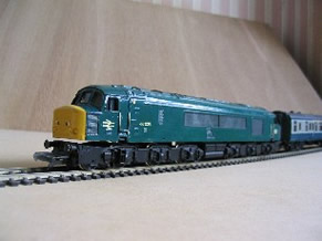 MAINLINE CLASS 45 BROWN NON POWERED BOGIE ONLY 